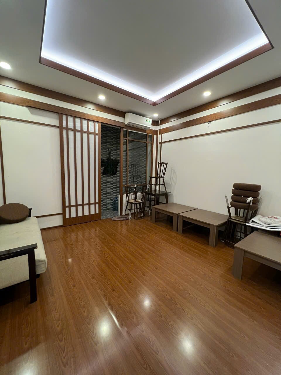 Cho Thuê NNC MTĐ Nguyễn Khắc Nhu P. Cô Giang Q1